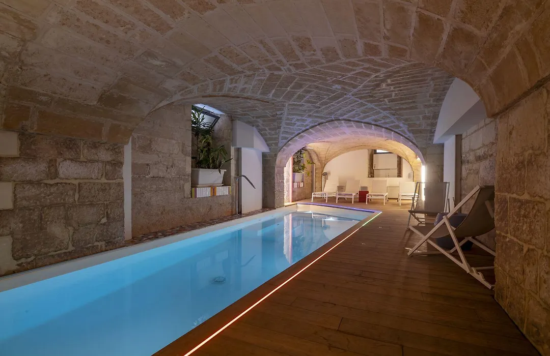 Vianna Suites Spa-1